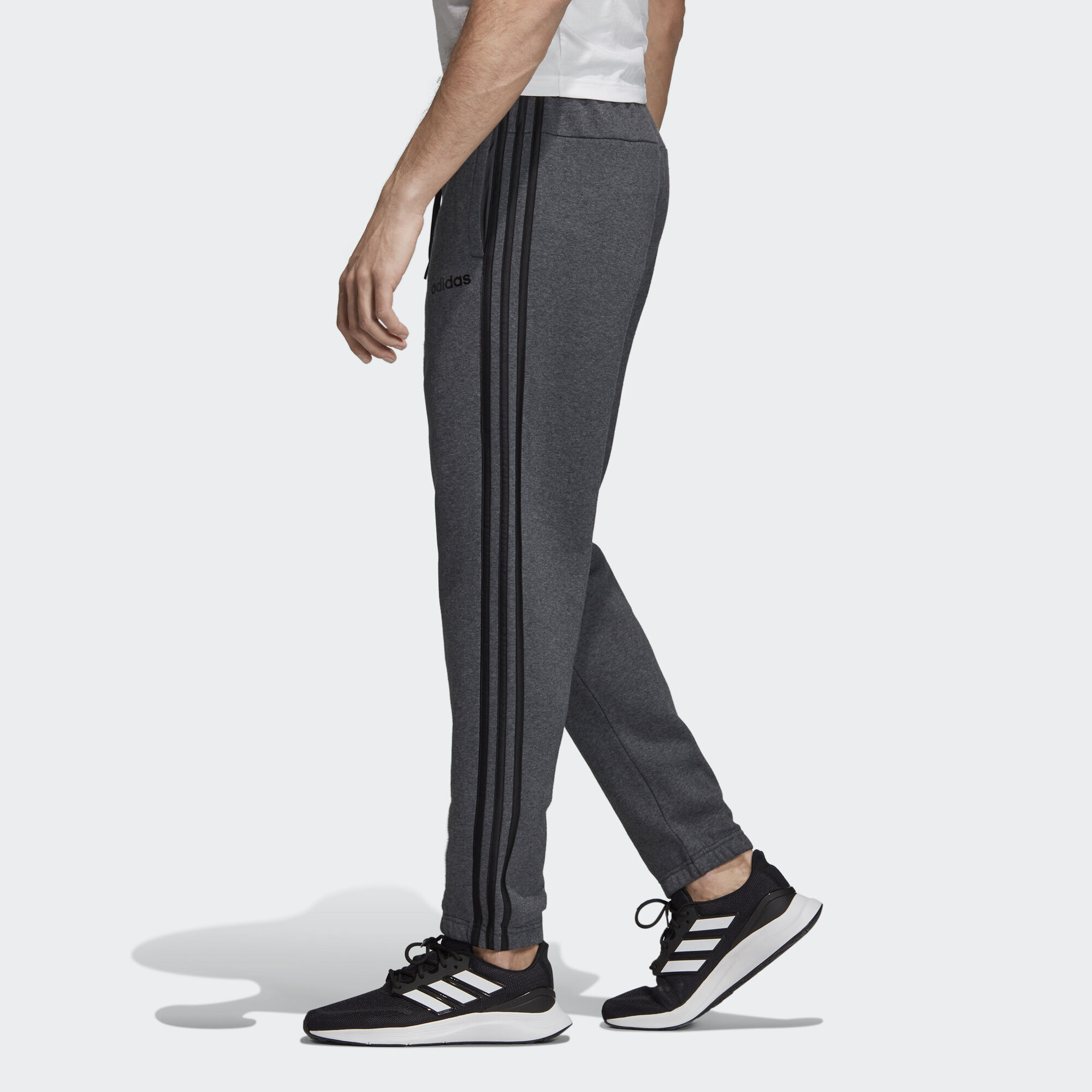 Спортивные брюки мужские Adidas FI0822 серые L - отзывы покупателей на  СберМегаМаркет