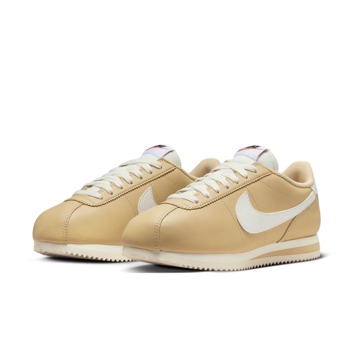 Nike hotsell cortez 38.5