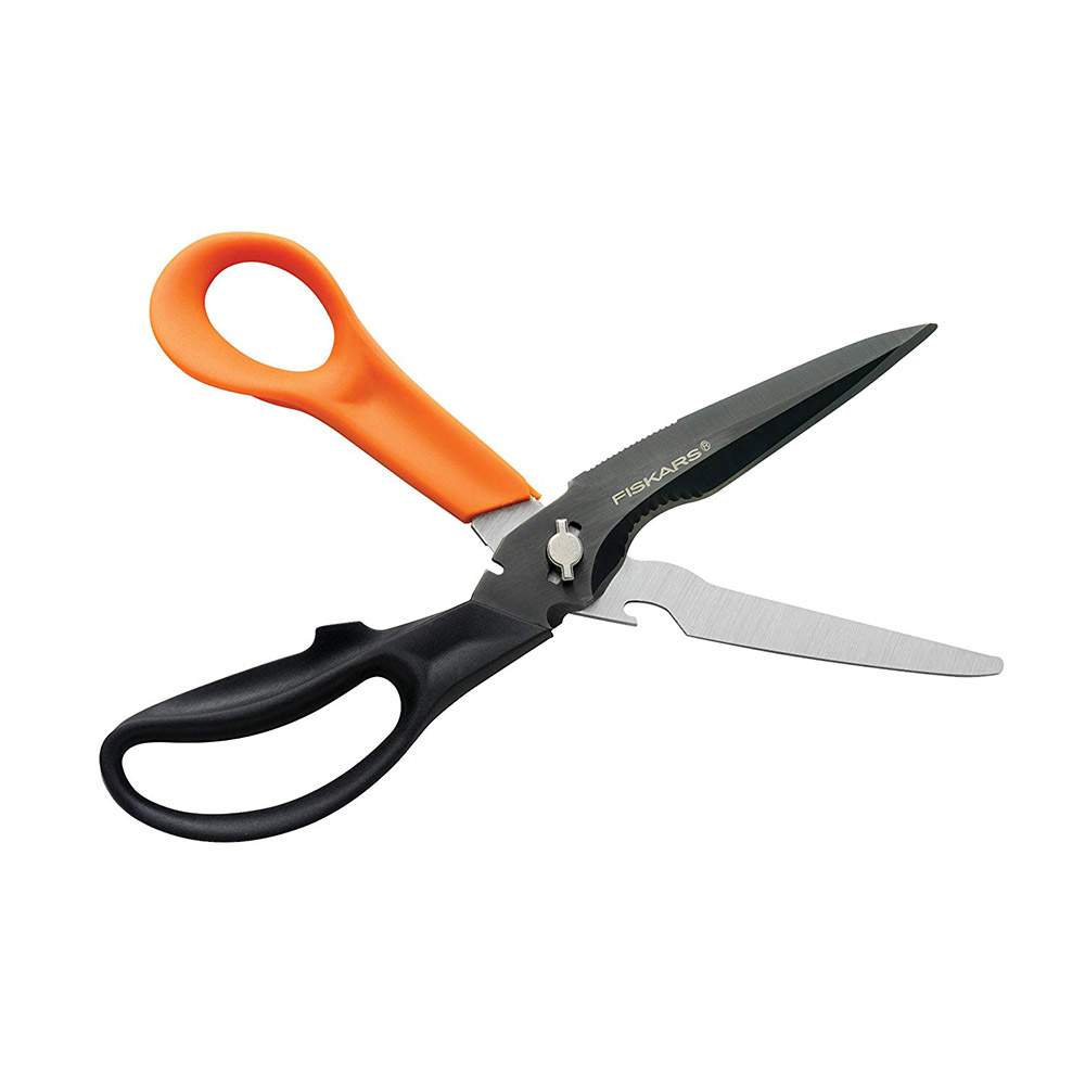 Садовые ножницы fiskars 1000809. Универсальные ножницы fiskars Cuts+ more 1000809. Садовые ножницы fiskars s28. Ножницы садовые fiskars 715692.