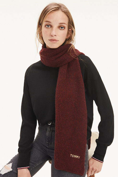Шарф женский Tommy Hilfiger AW0AW07215 бордовый, 190х34 см - купить в Москве, цены на Мегамаркет