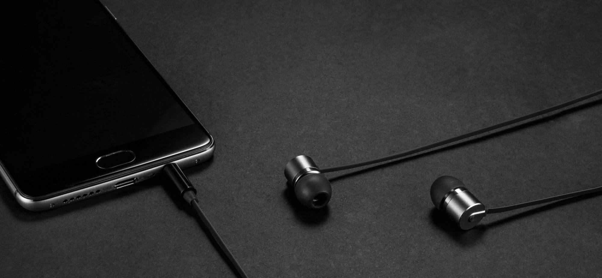 ONEPLUS Bullets Earphones (v2) Black. ONEPLUS Bullets Type-c. ONEPLUS Bullets 2. ONEPLUS Bullets z2.