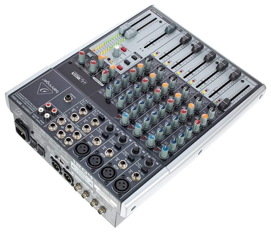 Behringer xenyx x1204usb