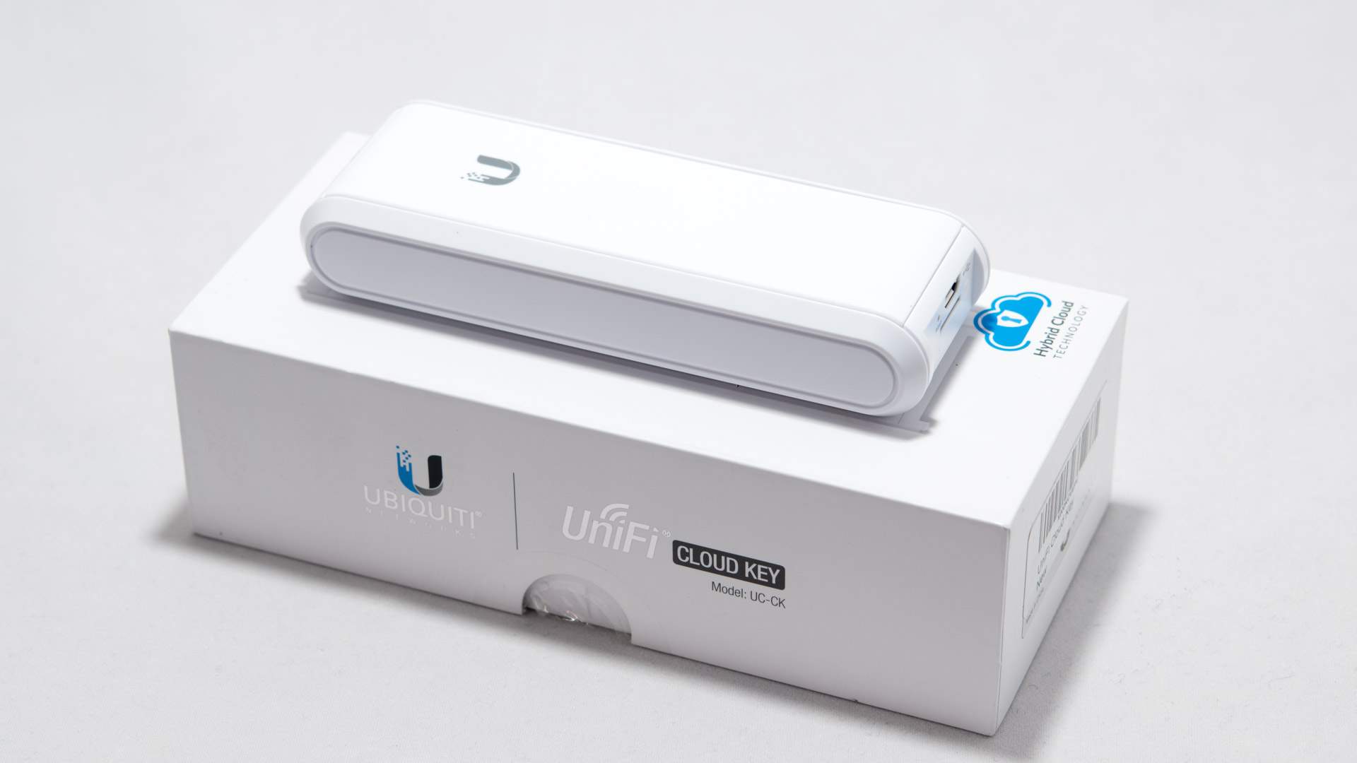 Cloud key. Контроллер Ubiquiti UNIFI cloud Key. Ubiquiti UNIFI cloud Key (UC-CK). Контроллер Ubiquiti UC-CK UNIFI cloud Key. Контроллер Ubiquiti UNIFI cloud Key (UC-CK) (портативный сервер).