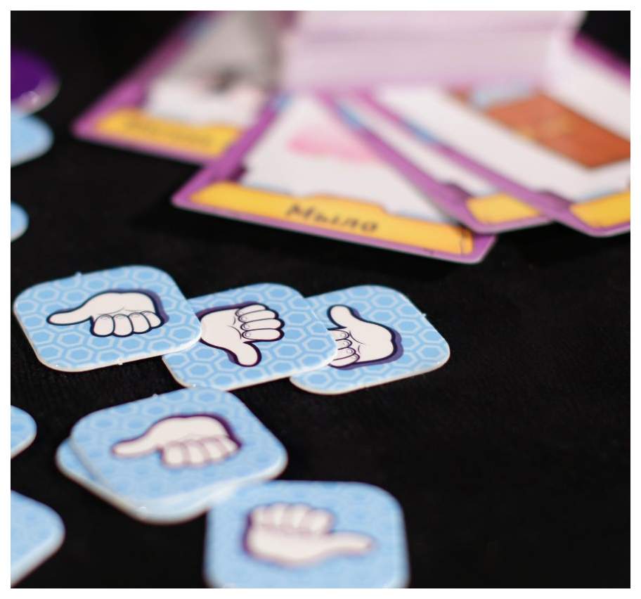 Выдуманные игры. Придумать игры придуманные. Настольная игра простые правила беееелки. Игра изобретариум. Придумай игру.