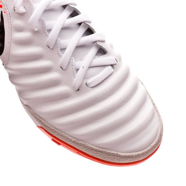 Бутсы Nike Tiempo LegendX VII Academy IC, белый/оранжевый, 9.5 US купить,  цены в Москве на sbermegamarket.ru