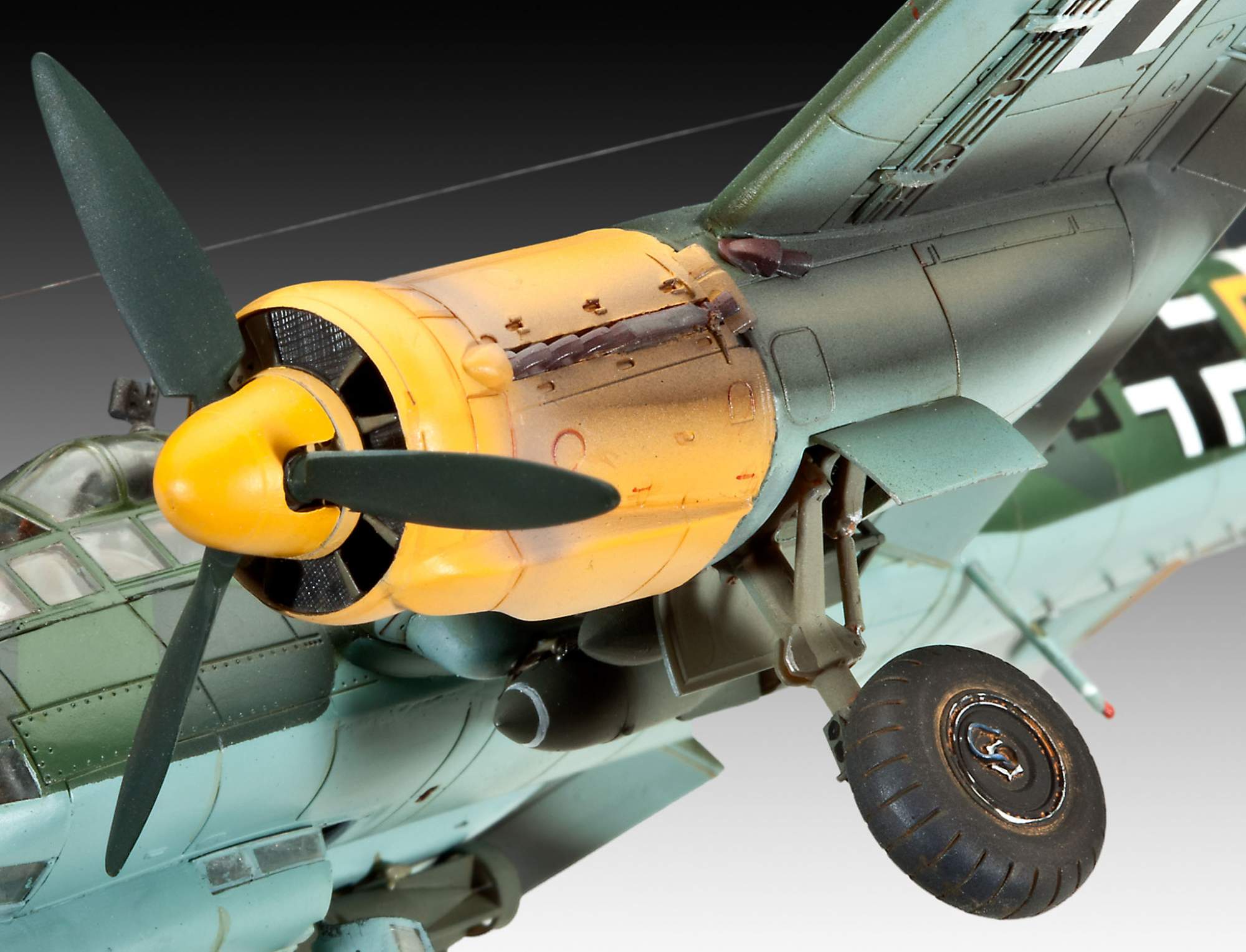 Модели немецких самолетов. Юнкерс ju 88. Юнкерс 88 бомбардировщик. Revell Junkers ju88a-4 Bomber. Junkers ju-88 a-1.