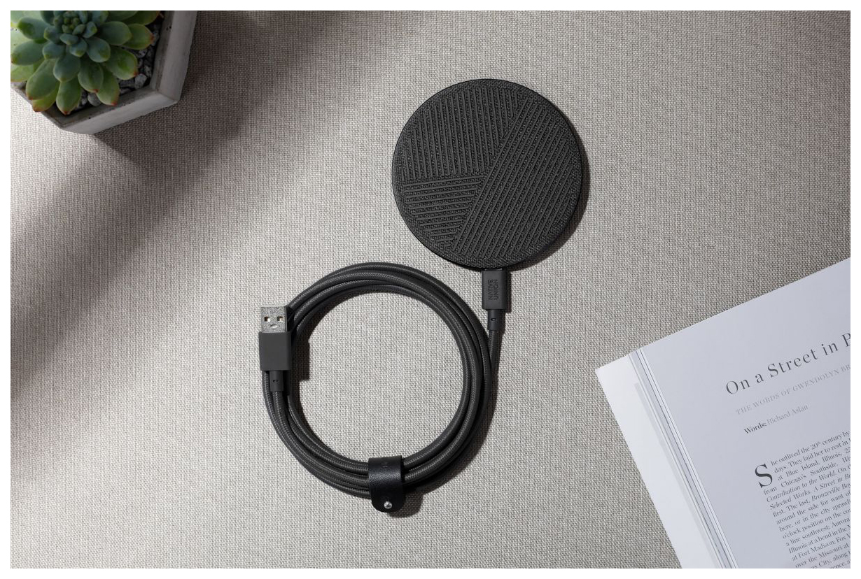 Native union drop. Native Union Drop Wireless Charger. Беспроводное зарядное устройство native Union Drop. Беспроводное ЗУ MAGSAFE native Union Cosmos. Union Wireless Stand.