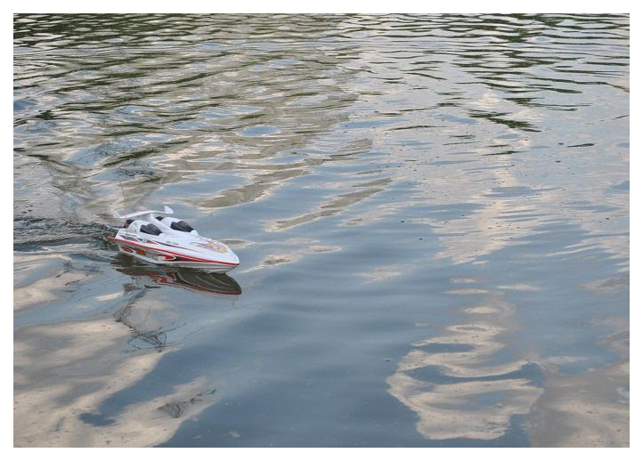 Blue streak cheap rc boat