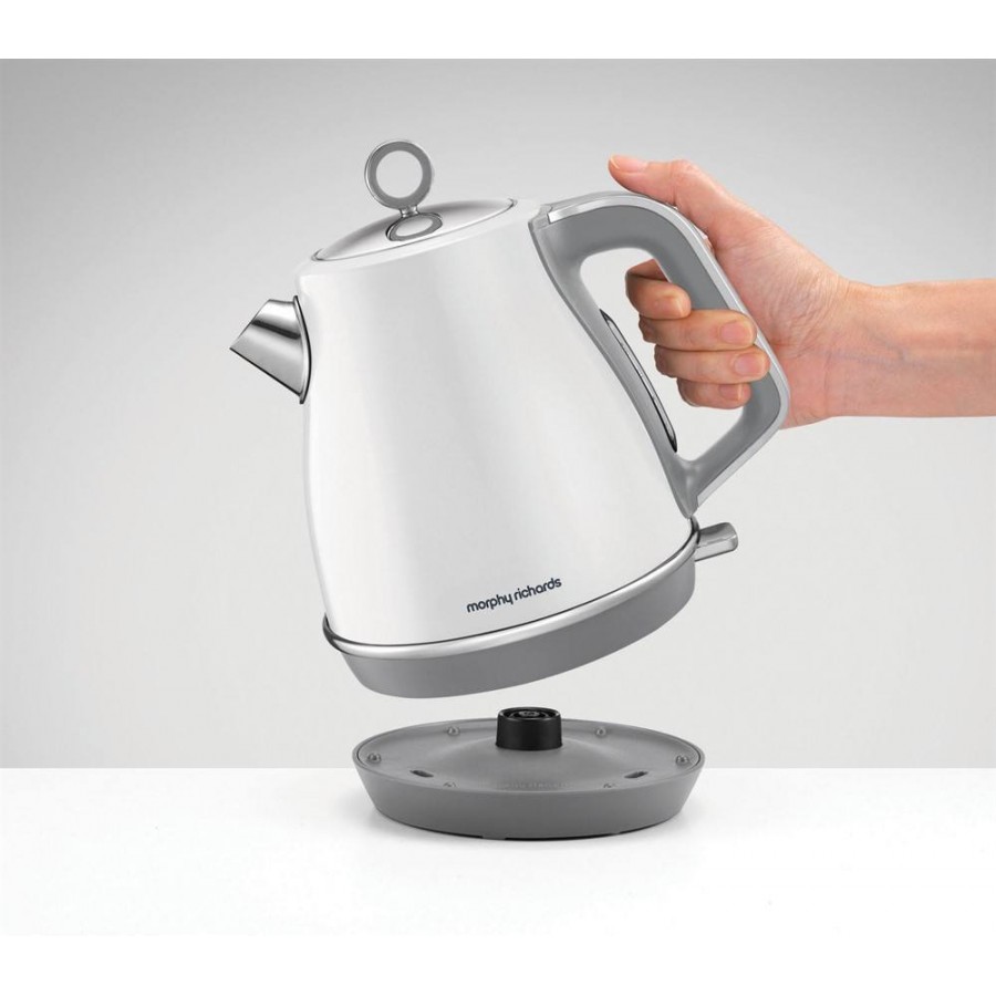 morphy richards evoke white kettle