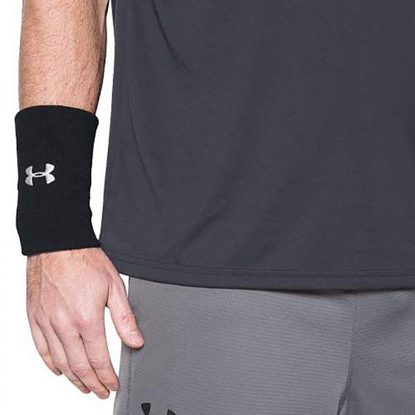 6 UA Performance Wristband 2-Pack