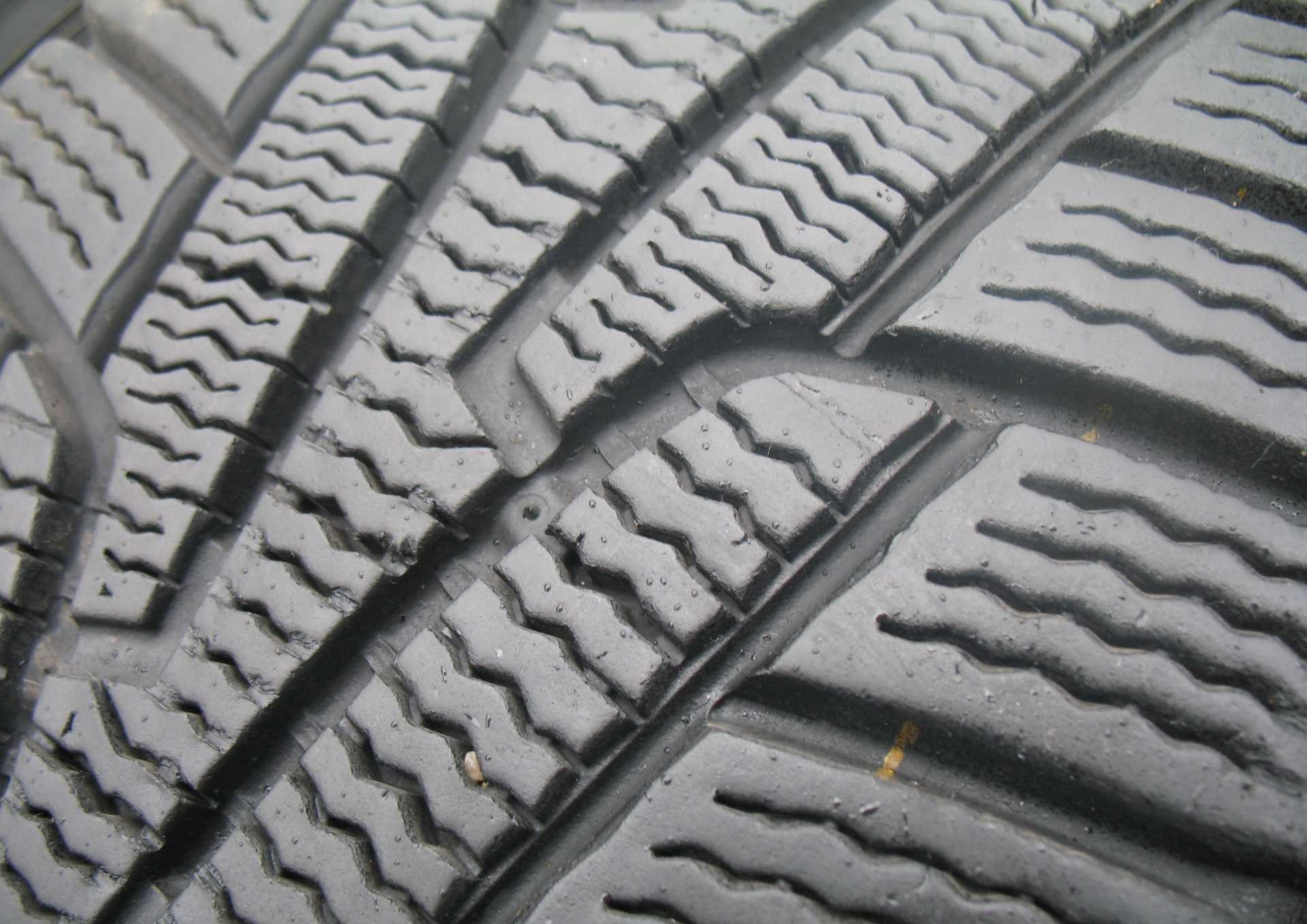 Kumho kw31. 215/55 R17 Kumho kw31 98r. Kumho KW-31 липучка r16 205/55. Покрышка Kumho KW-31.