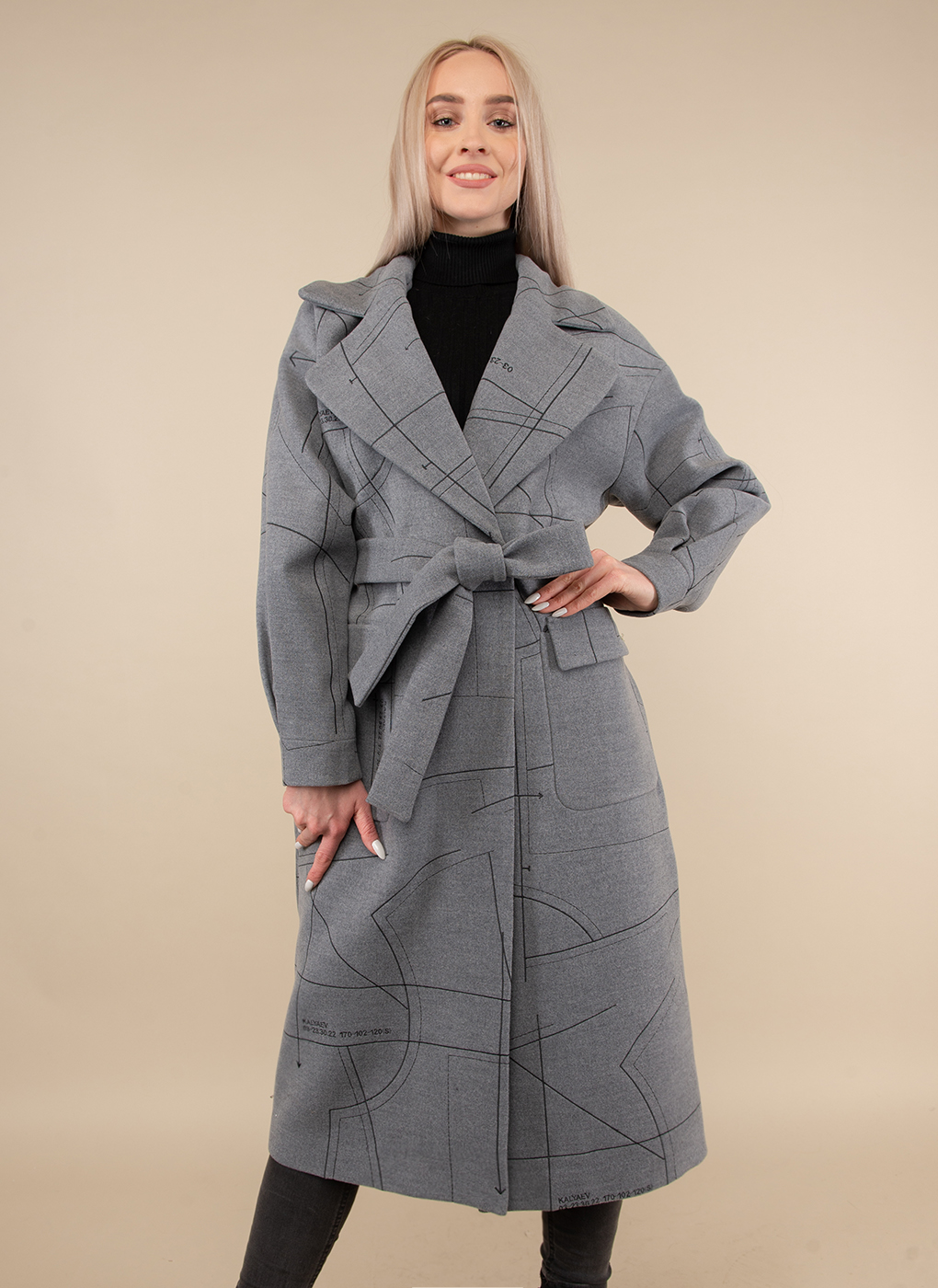 Пальто женское Каляев 51800 серое 50 RU