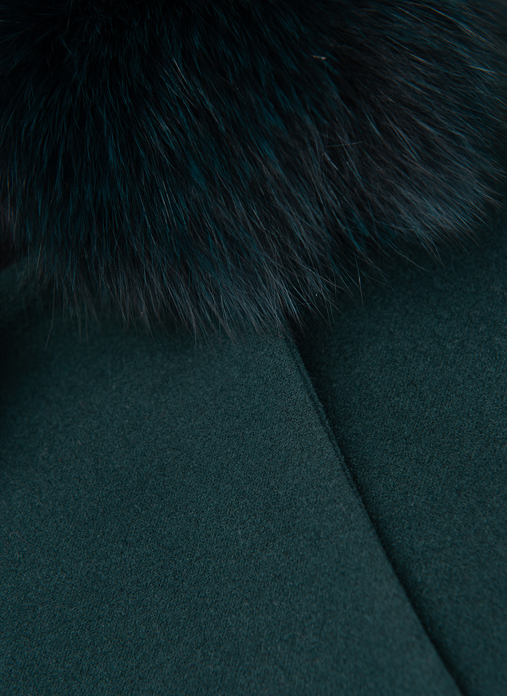 Пальто женское Каляев 42963 зеленое 42-44 RU