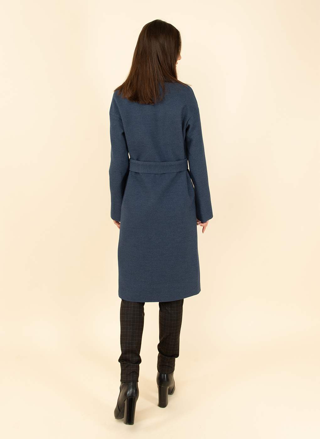 Пальто женское Каляев 53801 синее 52 RU