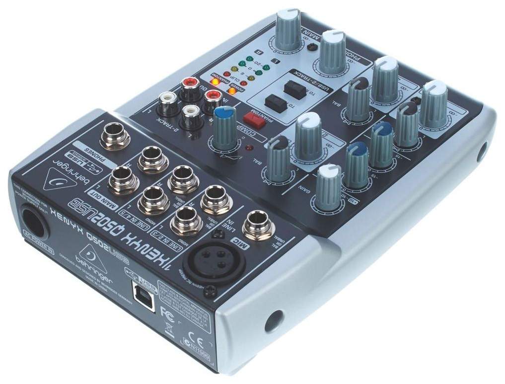 Микшерный пульт Behringer Xenyx Q502USB