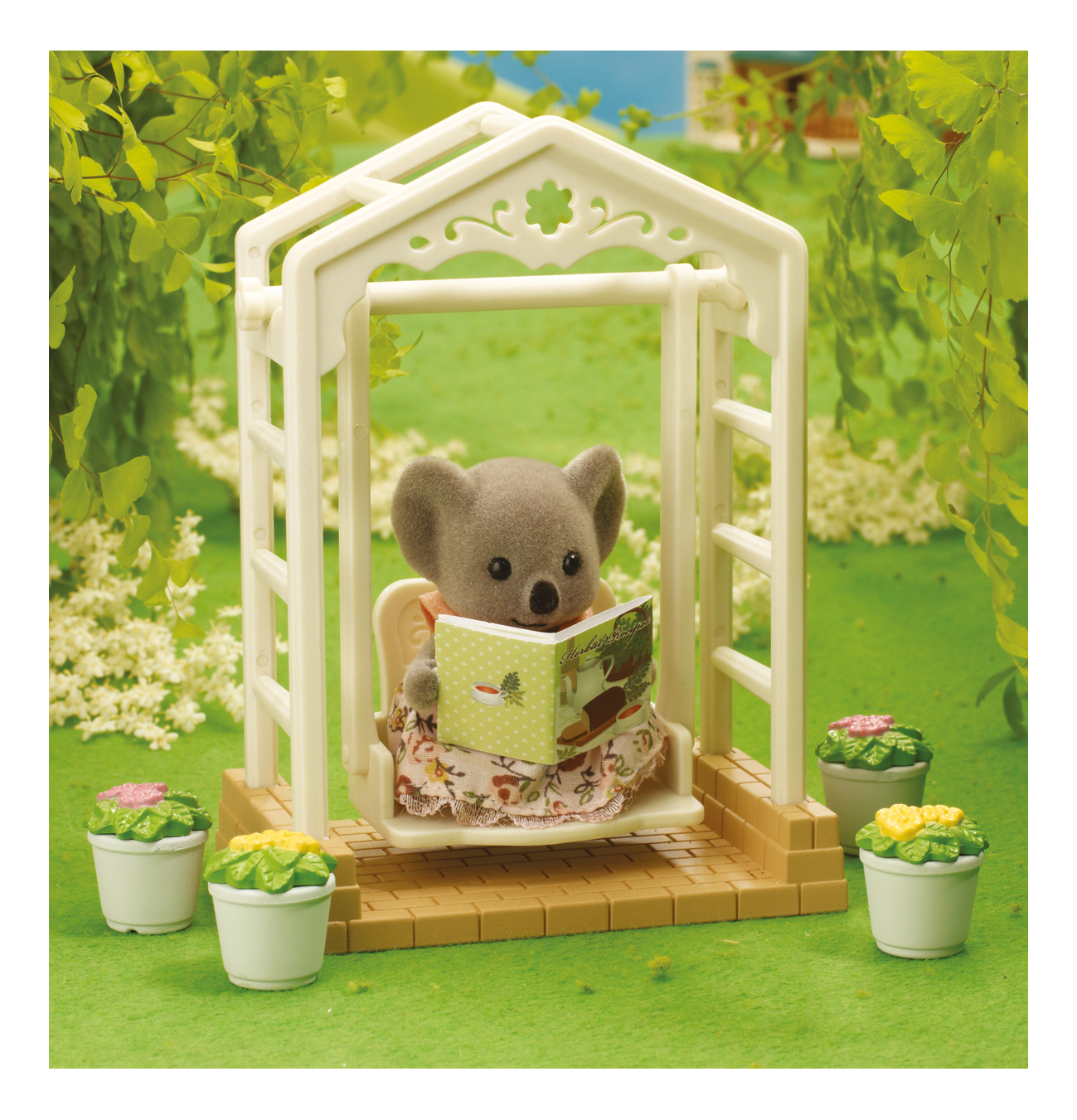 Купить игровой набор Sylvanian Families Садовые качели, цены на Мегамаркет