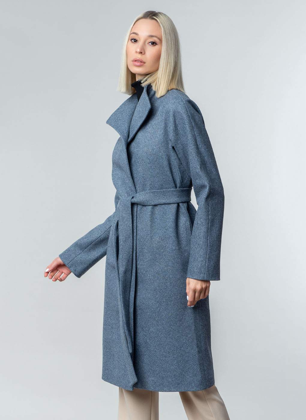 Пальто женское Каляев 51661 синее 54 RU