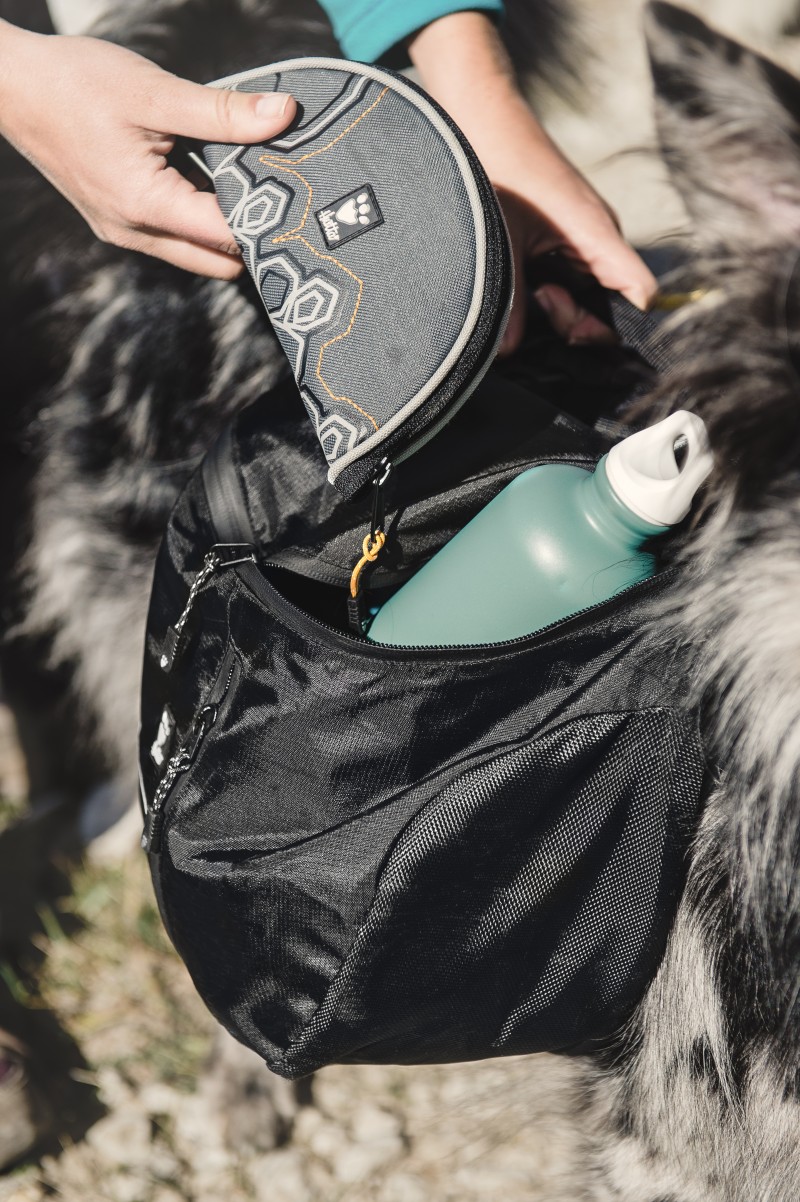 Рюкзаксумка Hurtta Outdoors Trail Pack черный на собаку (M, Черный