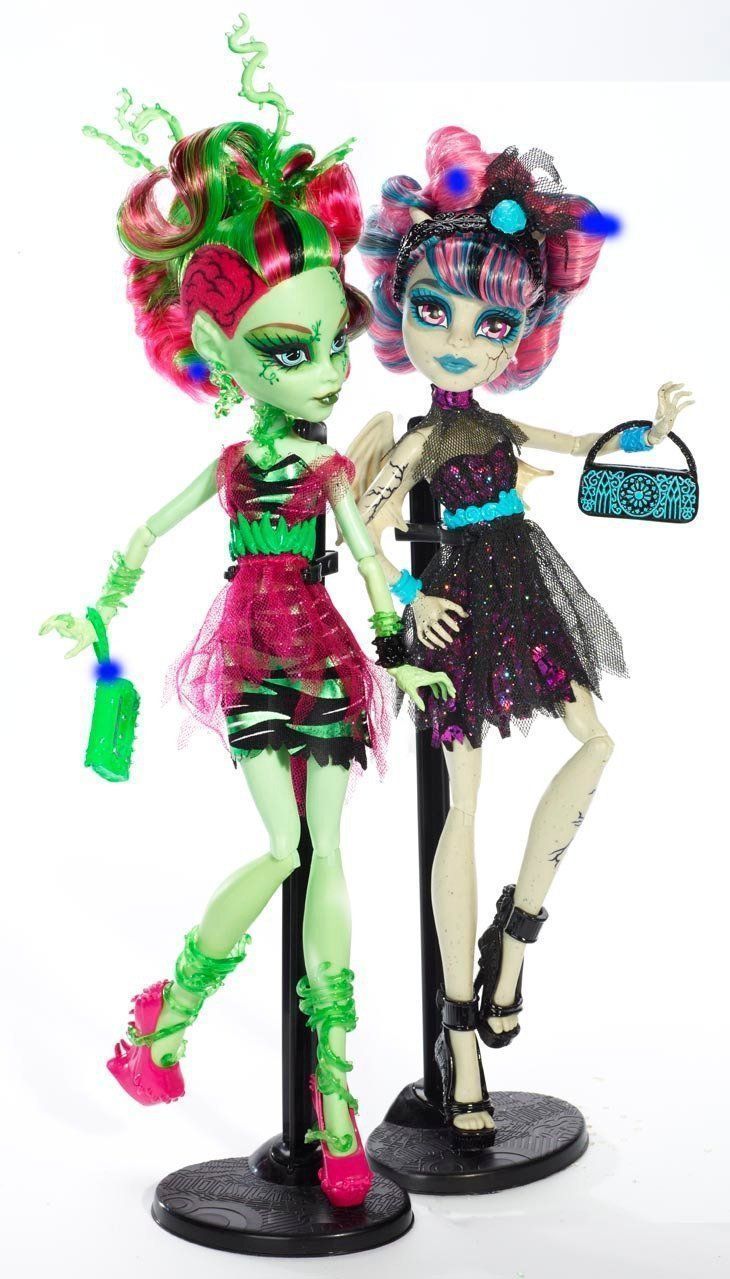 Купить куклы Monster High Рошель Гойл и Венера - Зомби Шейк BJR17, цены на  Мегамаркет