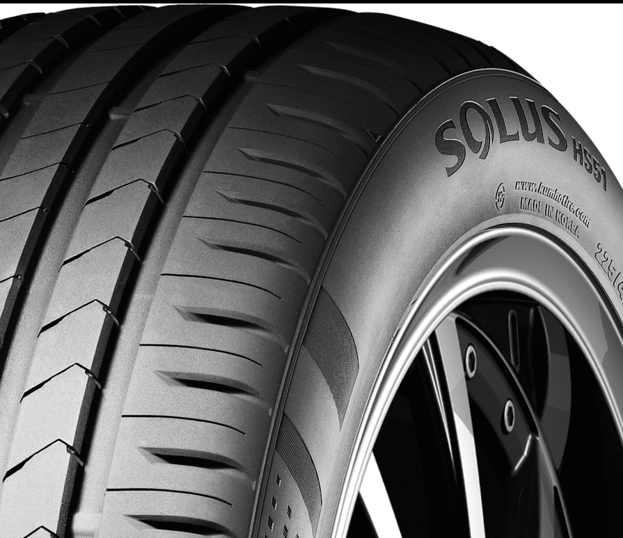 Резина kumho. Kumho Solus hs51. Кумхо 215/50/17 Solus HS-51. 215/55 R17 Kumho hs51 94w. Кумхо 215/55/16 Solus HS-51.