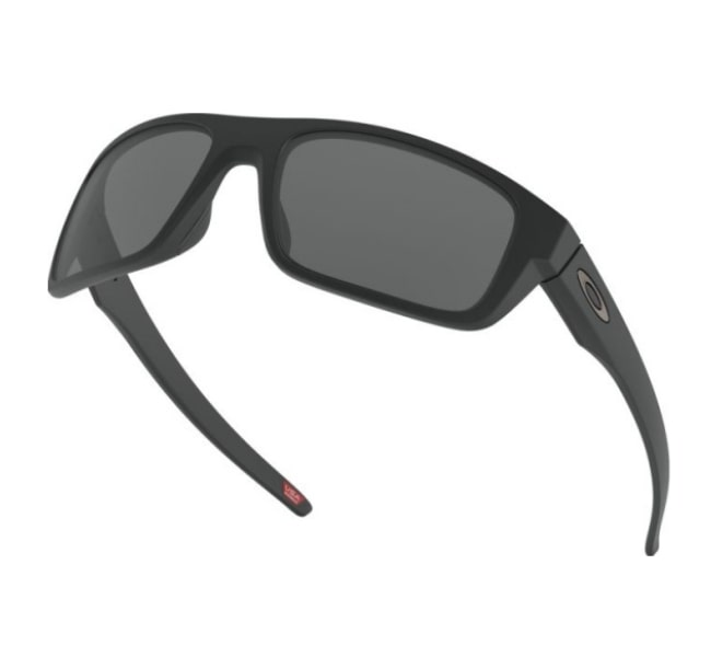 Oakley Drop point. Only oakley.