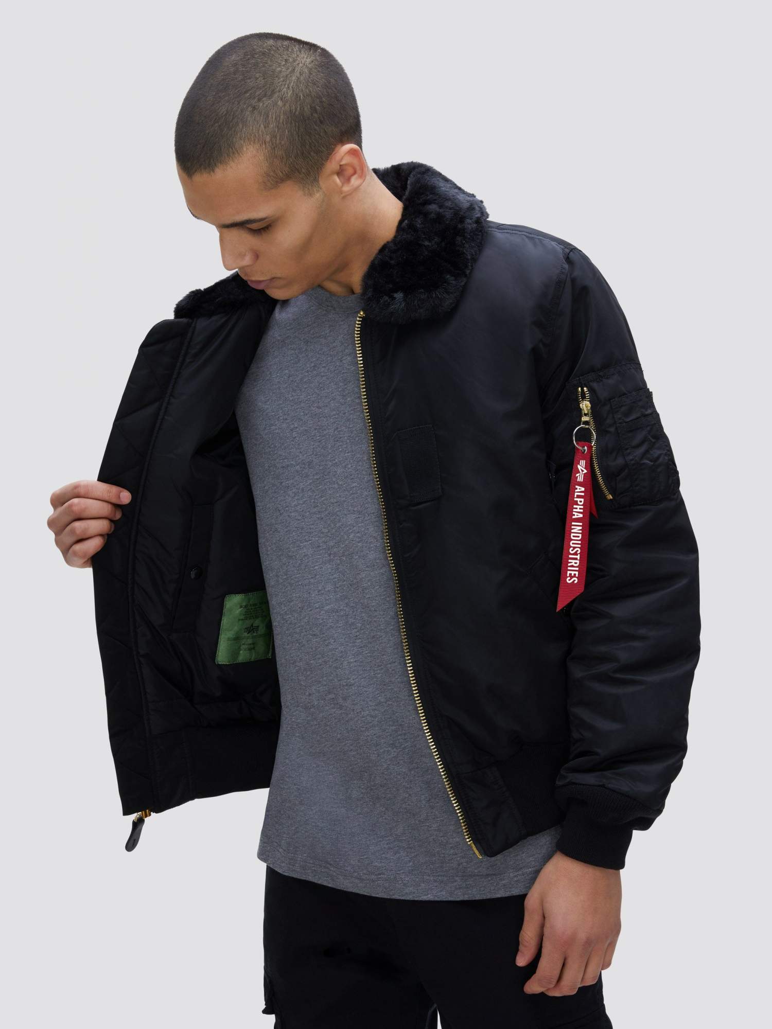 Бомберы отзывы. Alpha industries b-15 Slim Fit. Бомберы Alpha industries b15. Alpha industries b-15 Flight Jacket Slim Fit. Alpha industries b-15 Breitling.