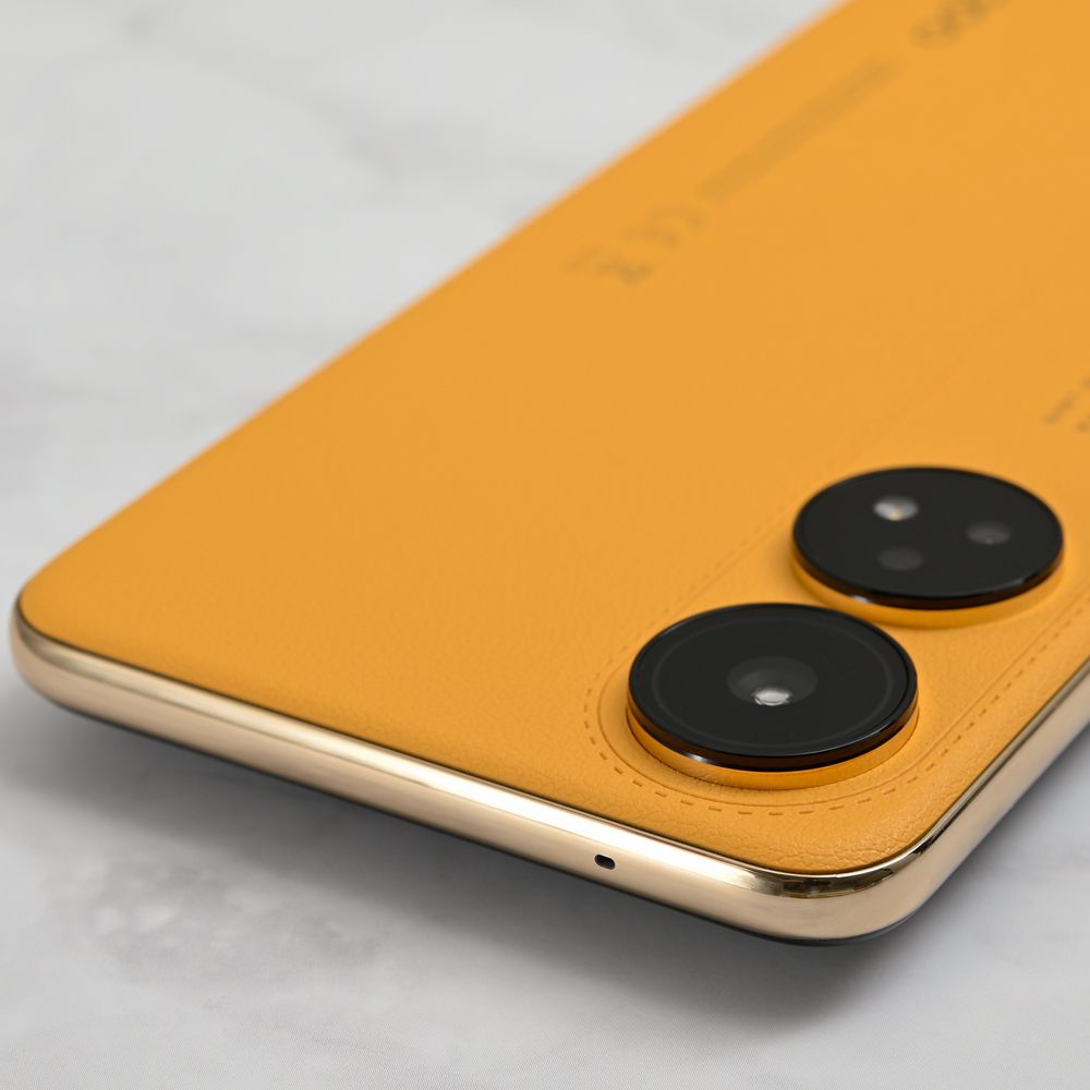 Смартфон OPPO Reno 8T 8/256Gb Orange, купить в Москве, цены в  интернет-магазинах на Мегамаркет