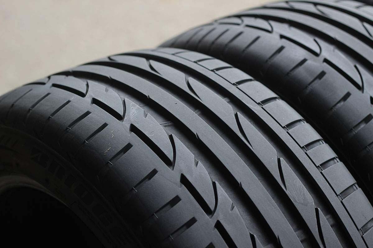 Bridgestone sport 255/35 r20. Бриджстоун protenzas001 rft. Bridgestone 255 30 r19. 245/35 r20. Bridgestone 255 30 r19.