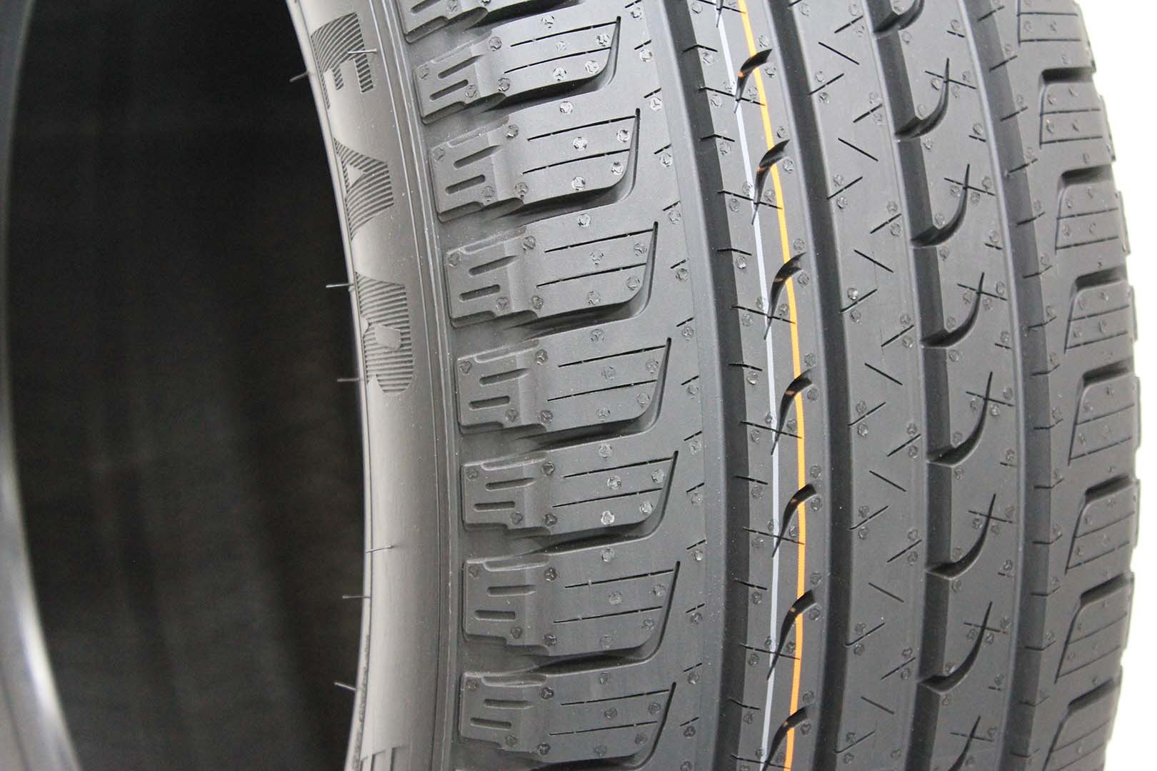 Шины r17 suv. Goodyear EFFICIENTGRIP SUV 235/55 r19. Goodyear EFFICIENTGRIP SUV 225/65 r17 102h. Goodyear EFFICIENTGRIP SUV 4x4. Goodyear 225/65r17 102h EFFICIENTGRIP SUV ho TL M+S.