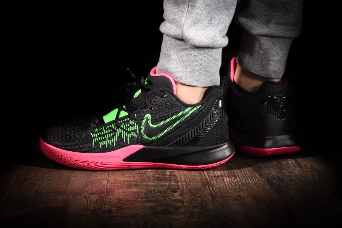 nike kyrie flytrap 2 hyper pink