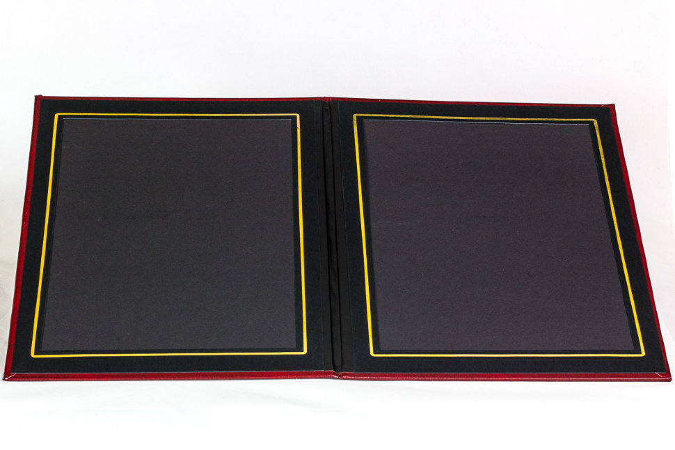 Подарочная папка "Наш выпуск" формата А4 (21х30 см) бордовая