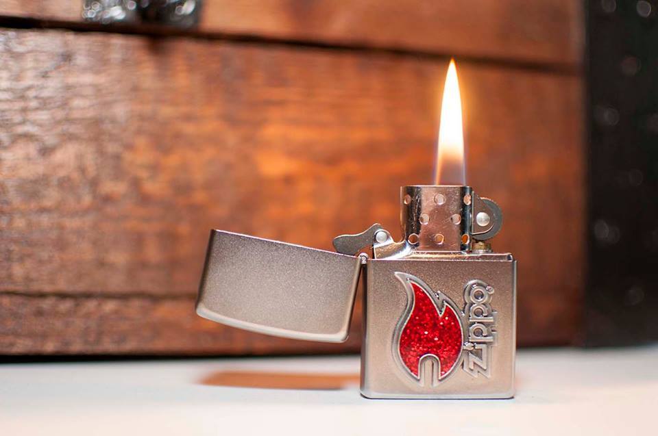 Зажигалки zippo фото