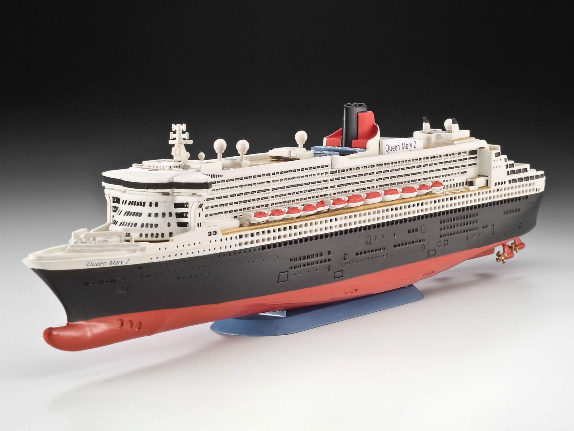 Сборные корабли. Revell Queen Mary 2 1 1200. Queen Mary 2 модель Revell. Сборная модель Revell Queen Mary 2 (65808) 1:1200. RMS Queen Mary модель Revell.