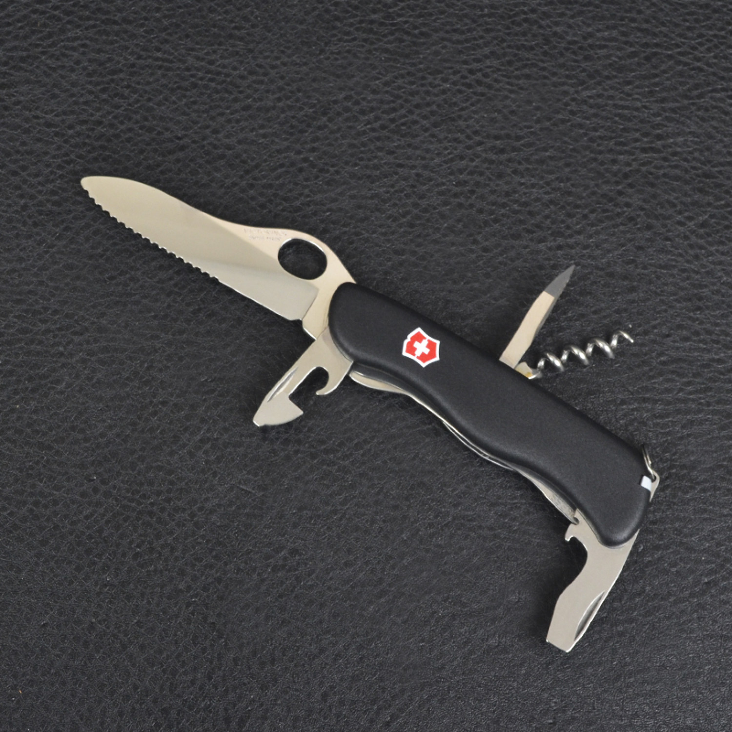 Victorinox sentinel one hand belt-clip 0. Victorinox one hand. Victorinox dual pro. викторинокс 111. Victorinox one hand.
