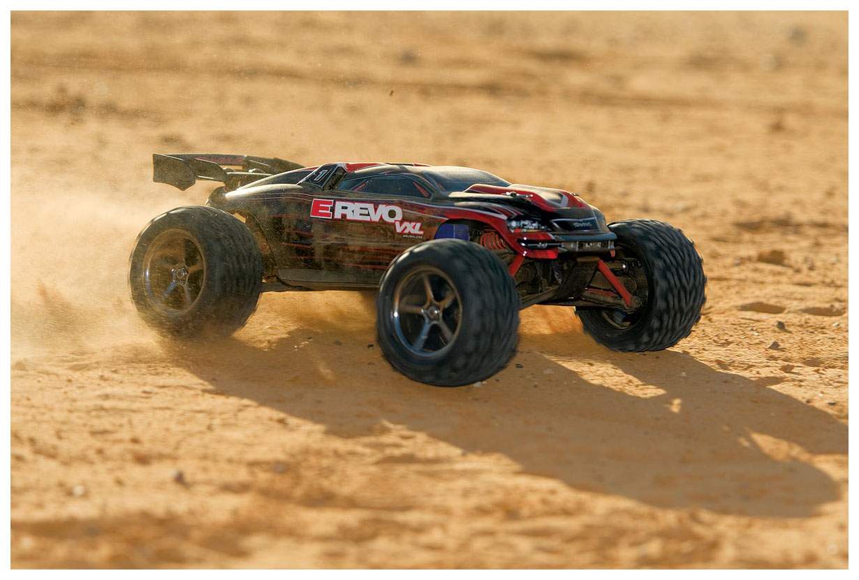 Радиоуправляемая машинка Traxxas E-Revo 1/16 4WD VXL TSM – купить в Москве,  цены в интернет-магазинах на Мегамаркет