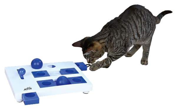Развивающая игрушка для кошек TRIXIE Brain Mover пластик, белый, синий, 25 см