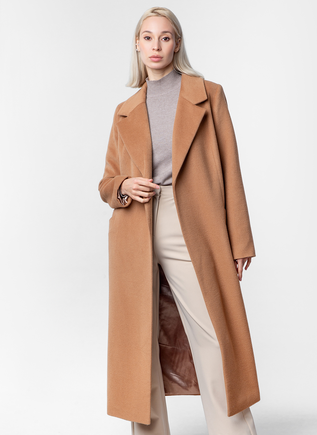 Пальто женское Каляев 59831 коричневое 42 RU