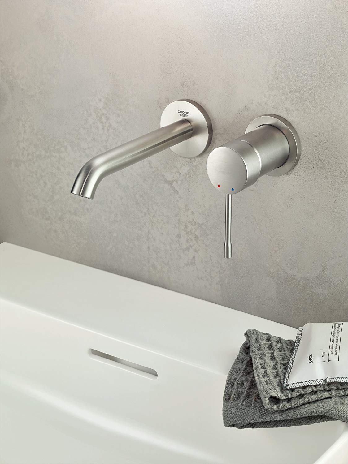 Смеситель Grohe Essence New 19967001