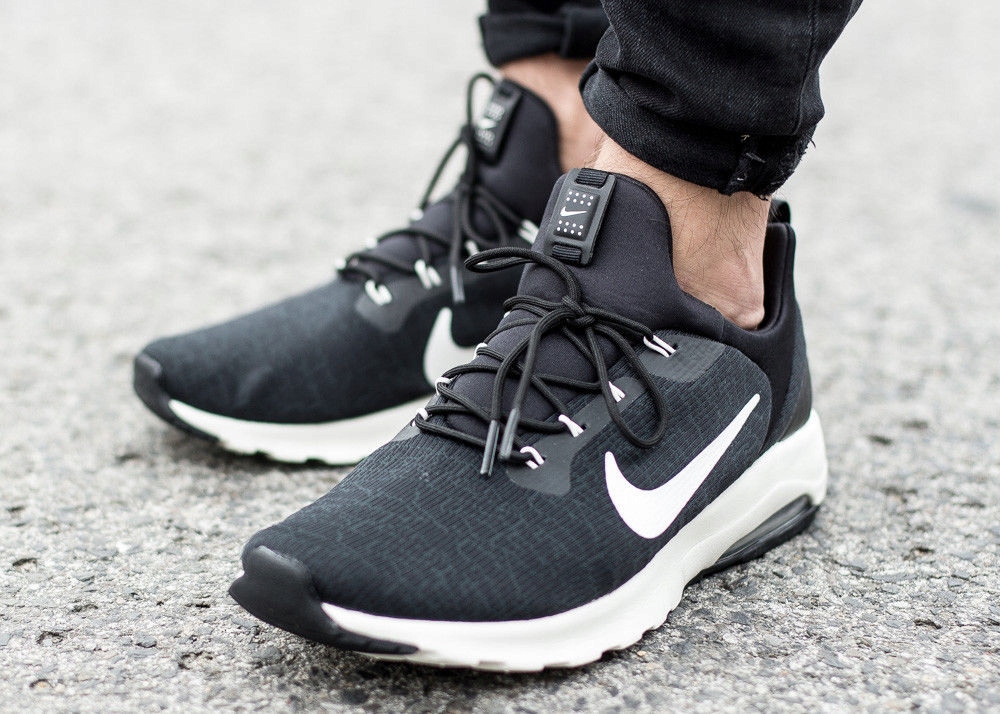 nike motion racer