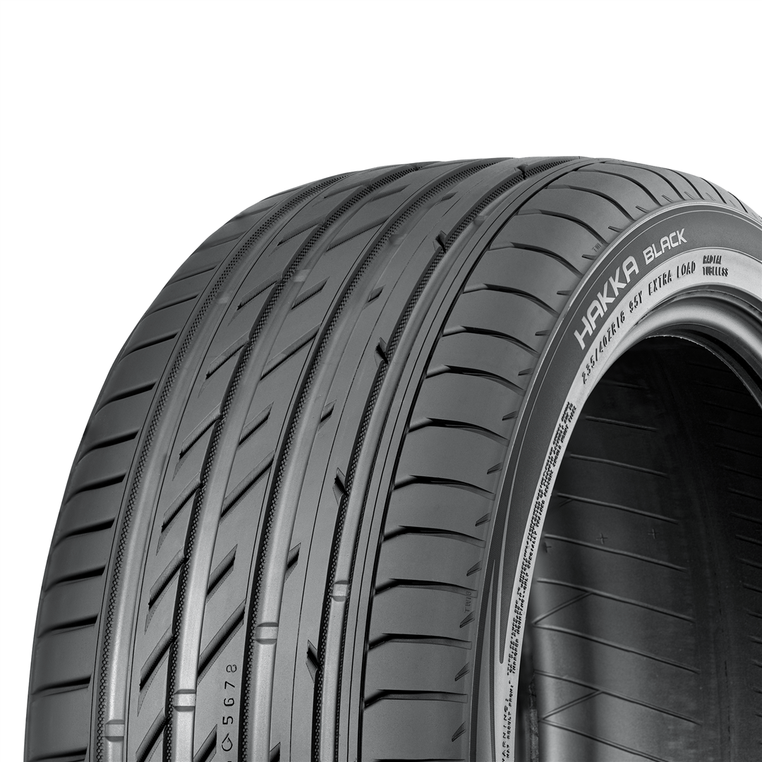 Nokian r19. Nokian Hakka Black. Нокиан Хакка Блэк 3. Nokian Tyres Hakka Black. Nokian Hakka Black 2.