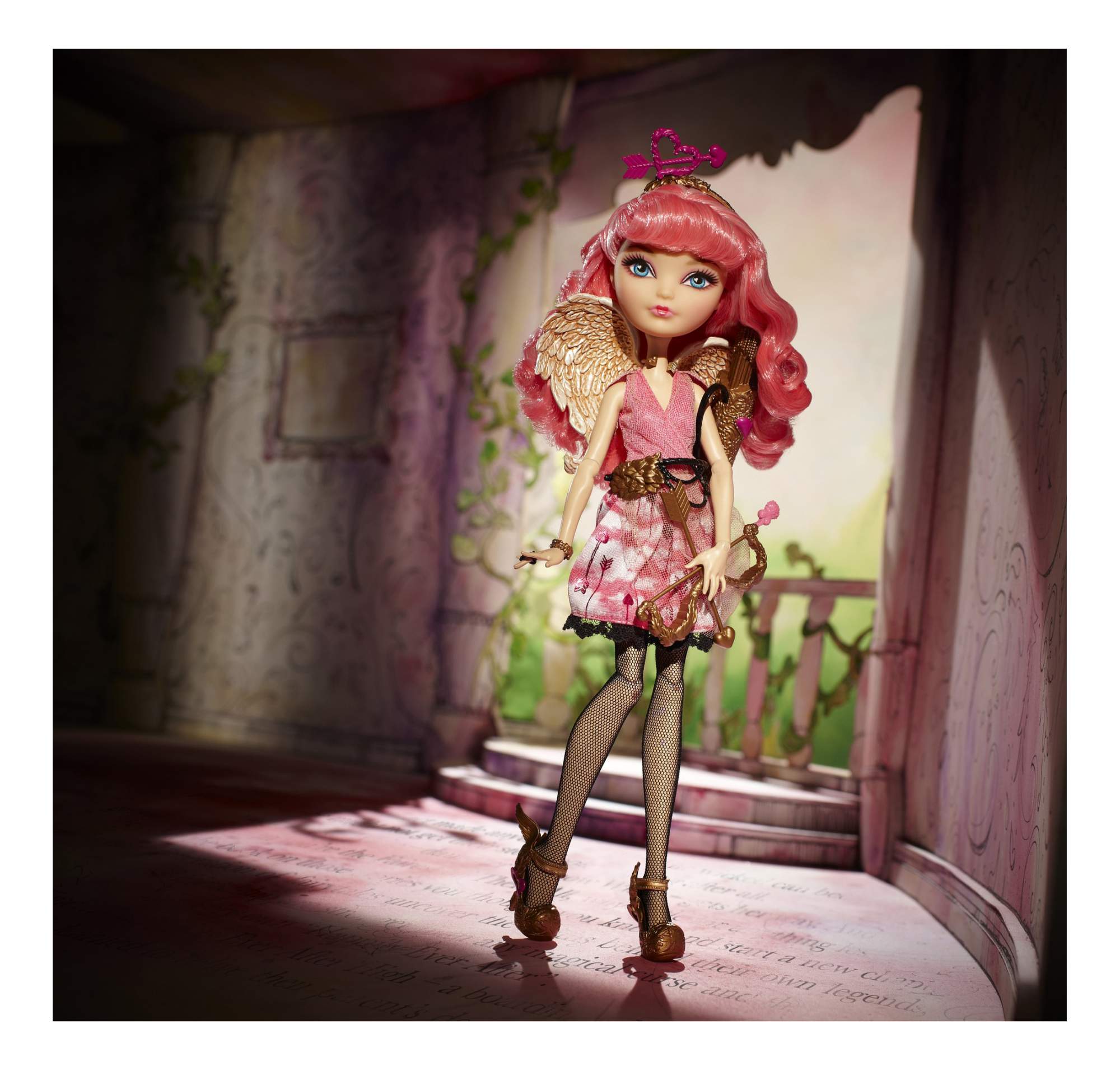 Купить кукла Ever After High Отступники Дочь Бога Любви Эроса BBD41 BDB09,  цены на Мегамаркет