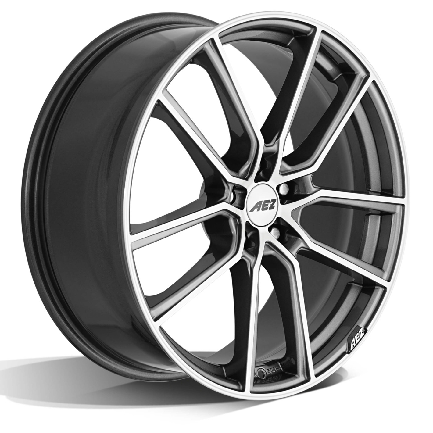 Диски r17 5x112. Литой диск AEZ raise. AEZ raise r18. AEZ r18 5x114.3. R17 5x114.3 AEZ.