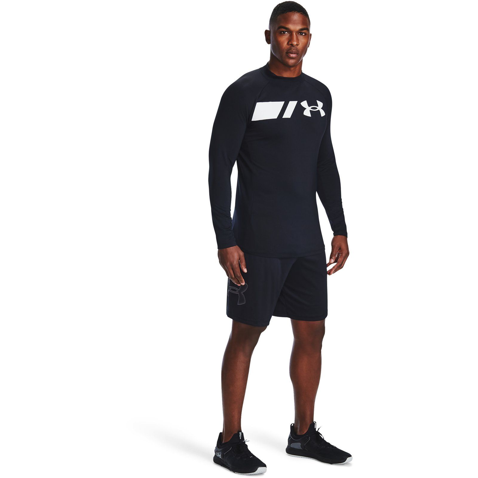 Шорты мужские Under Armour 1306443-001 черные S/M