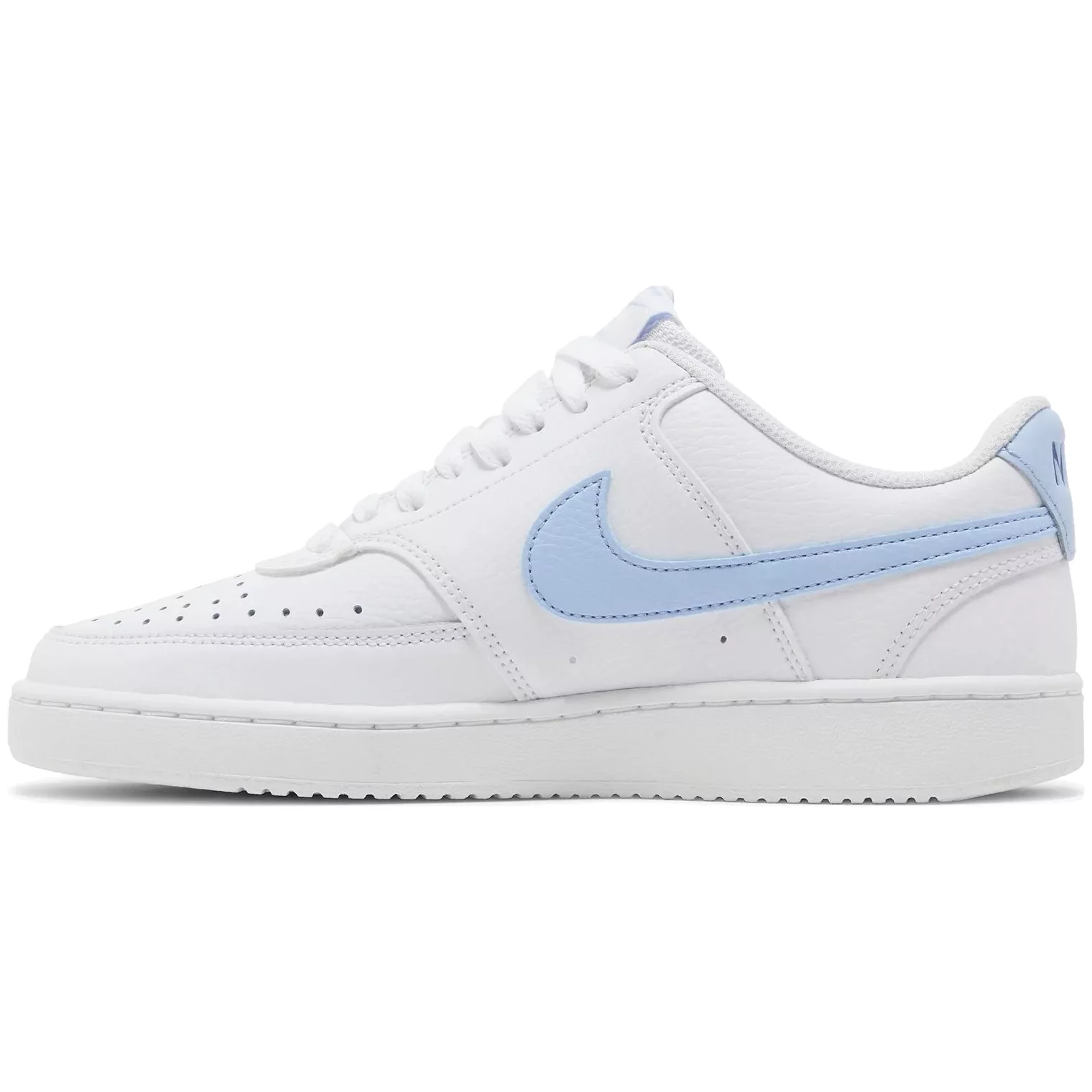 Nike court hotsell low white