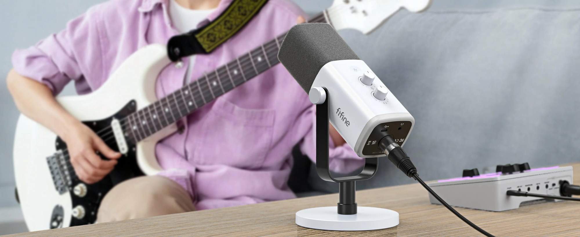 Fifine am8 usb xlr. Динамический USB/XLR микрофон Fifine am8 белый. Микрофон Fifine am8 белый
