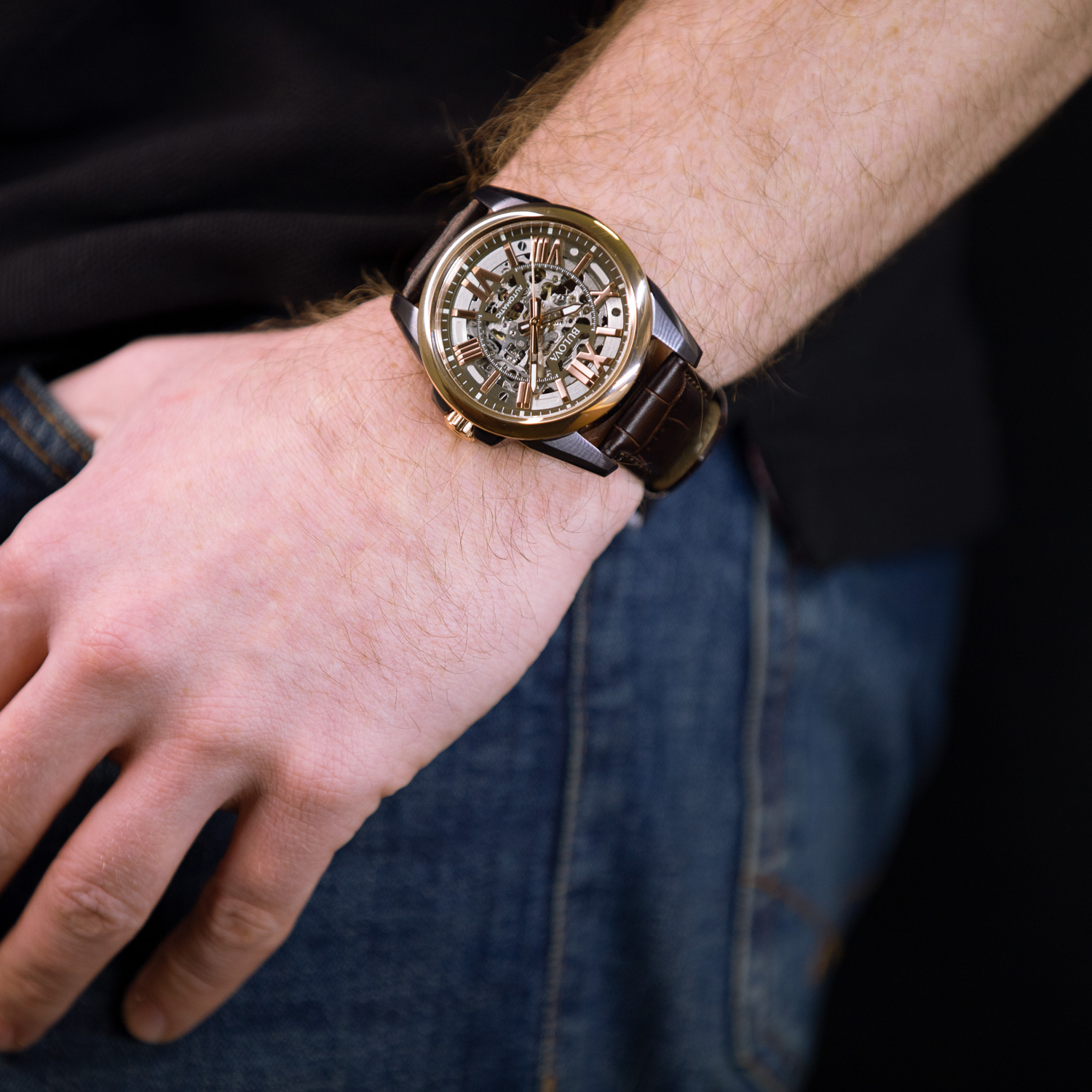 Наручные часы мужские Bulova 98A165 коричневые