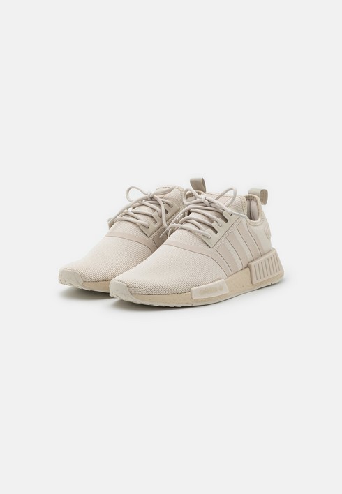 Adidas nmd r1 hot sale 38