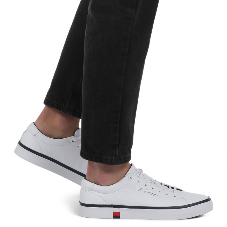 Кеды мужские Tommy Hilfiger FM0FM03727 белые 40 EU - купить в Москве, цены  на СберМегаМаркет