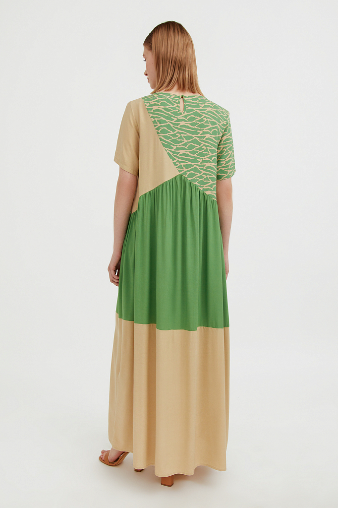Повседневное платье женское Finn Flare S21-14089 зеленое L