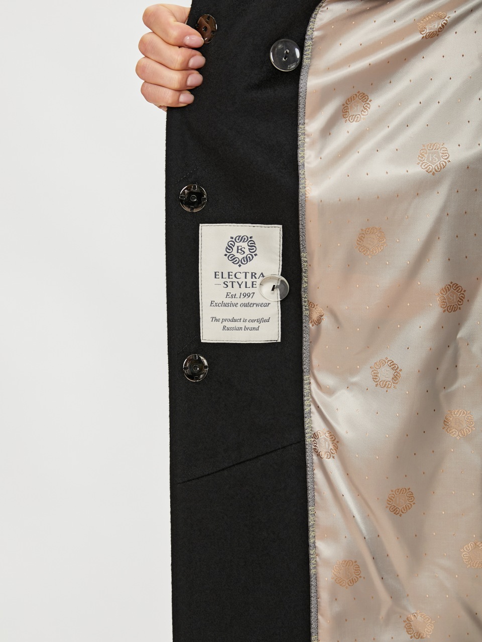 Пальто женское ElectraStyle 6-2121-289 черное 48 RU